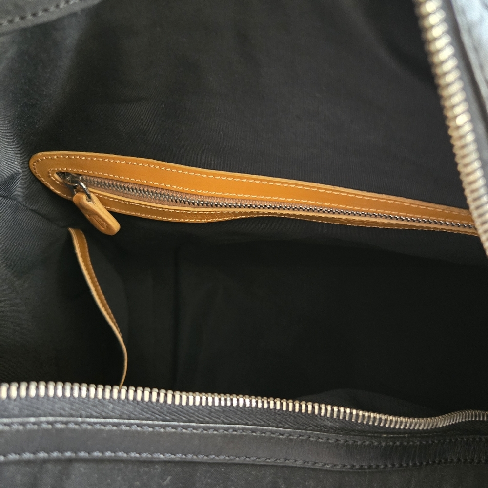 Tod's Hobo Shoulder Bag - Picture 11 of 11